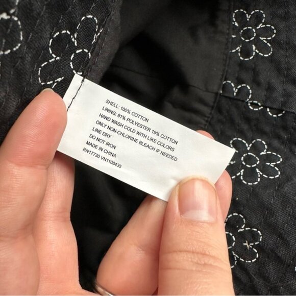 Art Class | Black & White Stitched Floral Flower Bucket Hat | Size - Picture 9 of 10